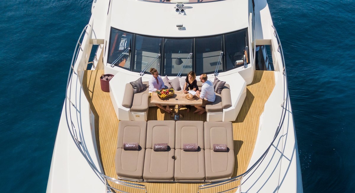 MAORO yacht charter 2