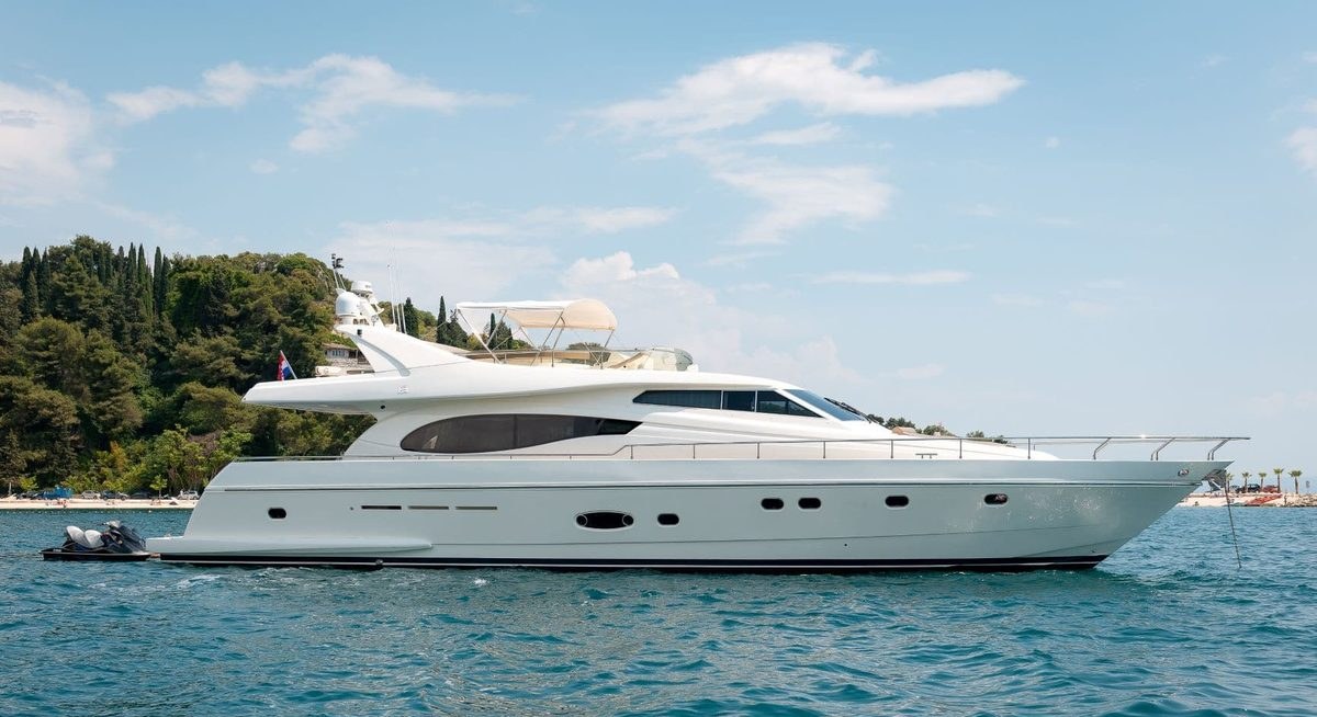 MARINO yacht charter 1