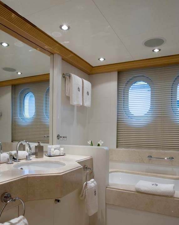 MERCURY yacht charter 2