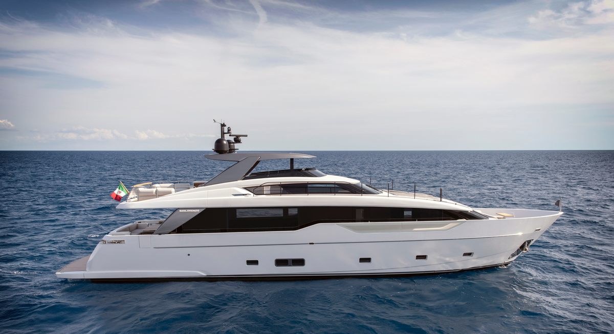 MICHISAN yacht charter 1