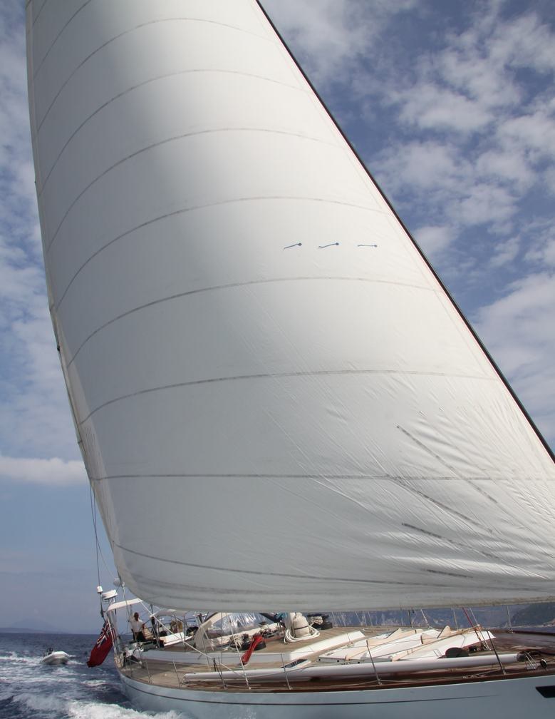 MIDNIGHT SUN OF LONDON yacht charter 1