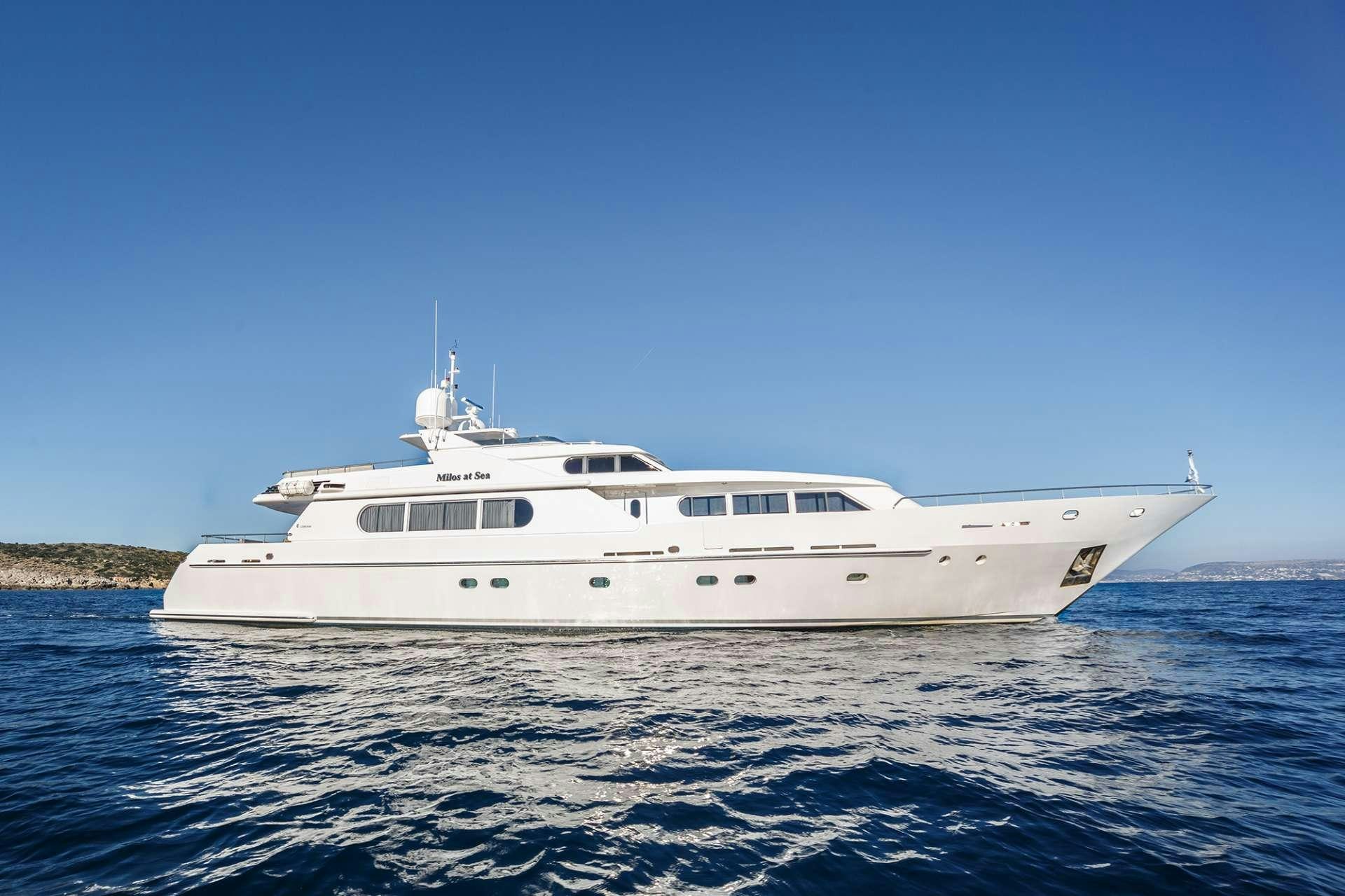 تأجير يخت MILOS AT SEA YACHT CHARTER