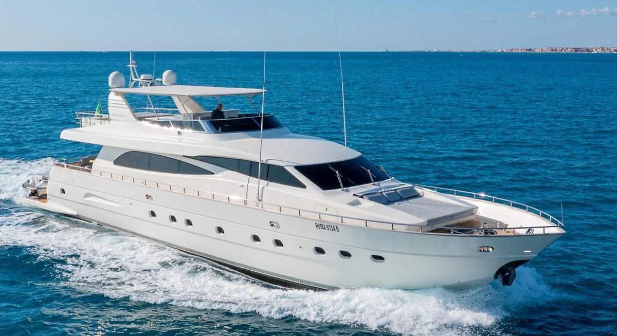 تأجير يخت MINOU YACHT CHARTER
