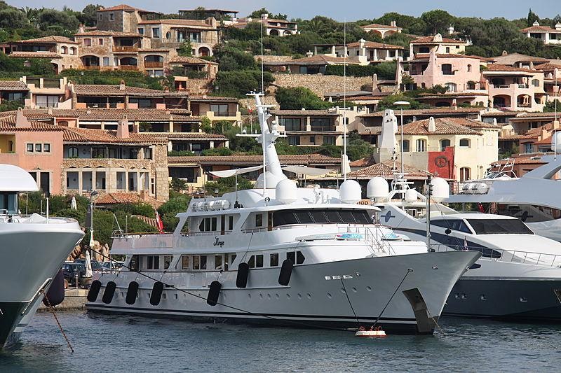 MIRAGE YACHT CHARTER yacht charter