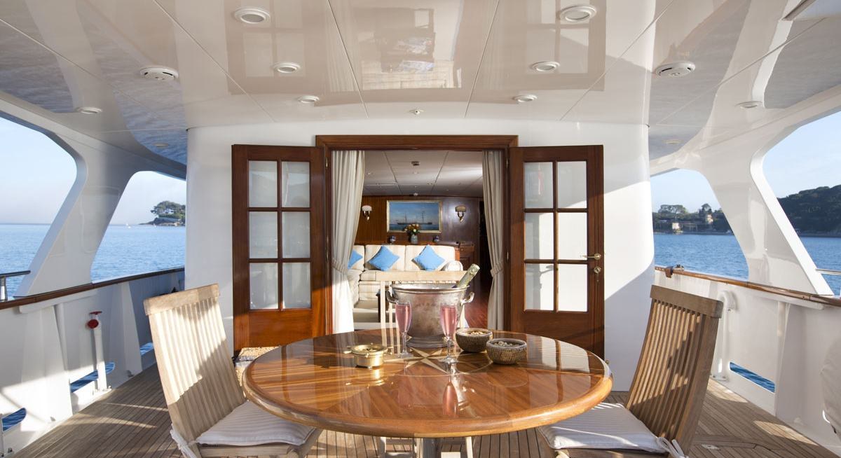MIZAR yacht charter 5