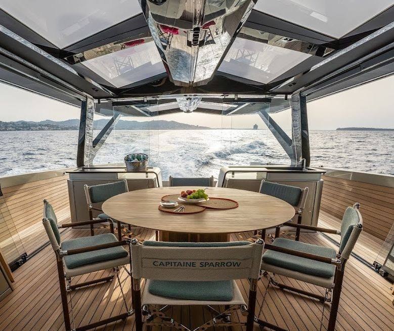 MOONRAKER 3 yacht charter 2