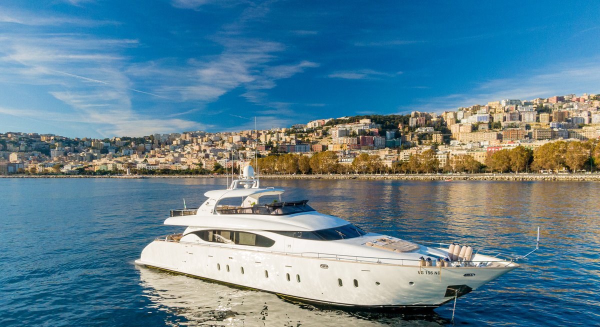 MY LIFE yacht charter 1