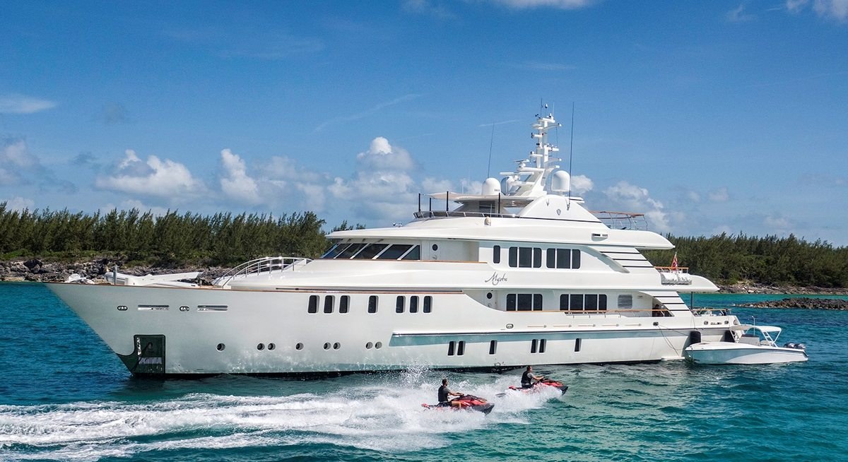 تأجير يخت MYSTIC YACHT CHARTER