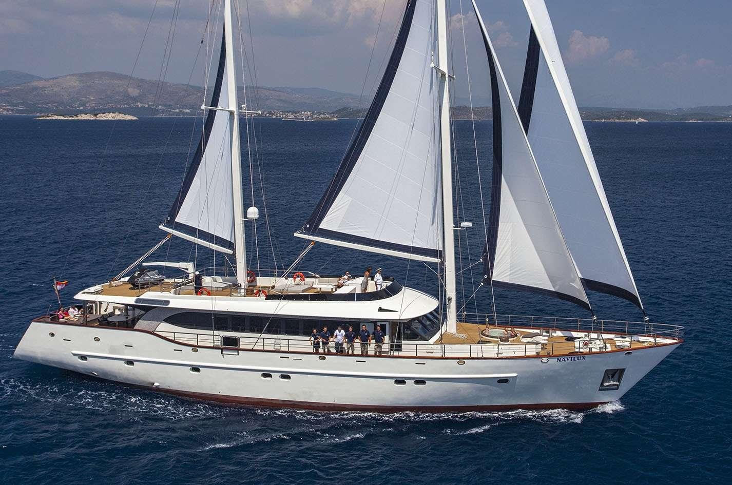 NAVILUX yacht charter 1
