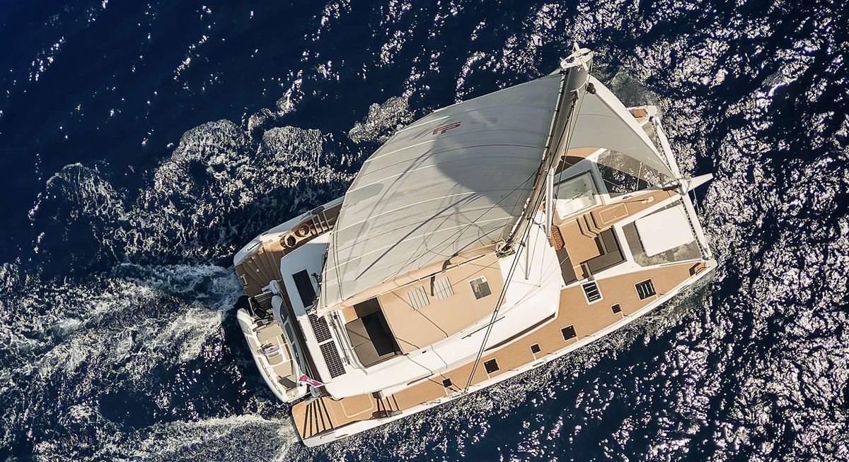NEOW YACHT CHARTER yacht charter
