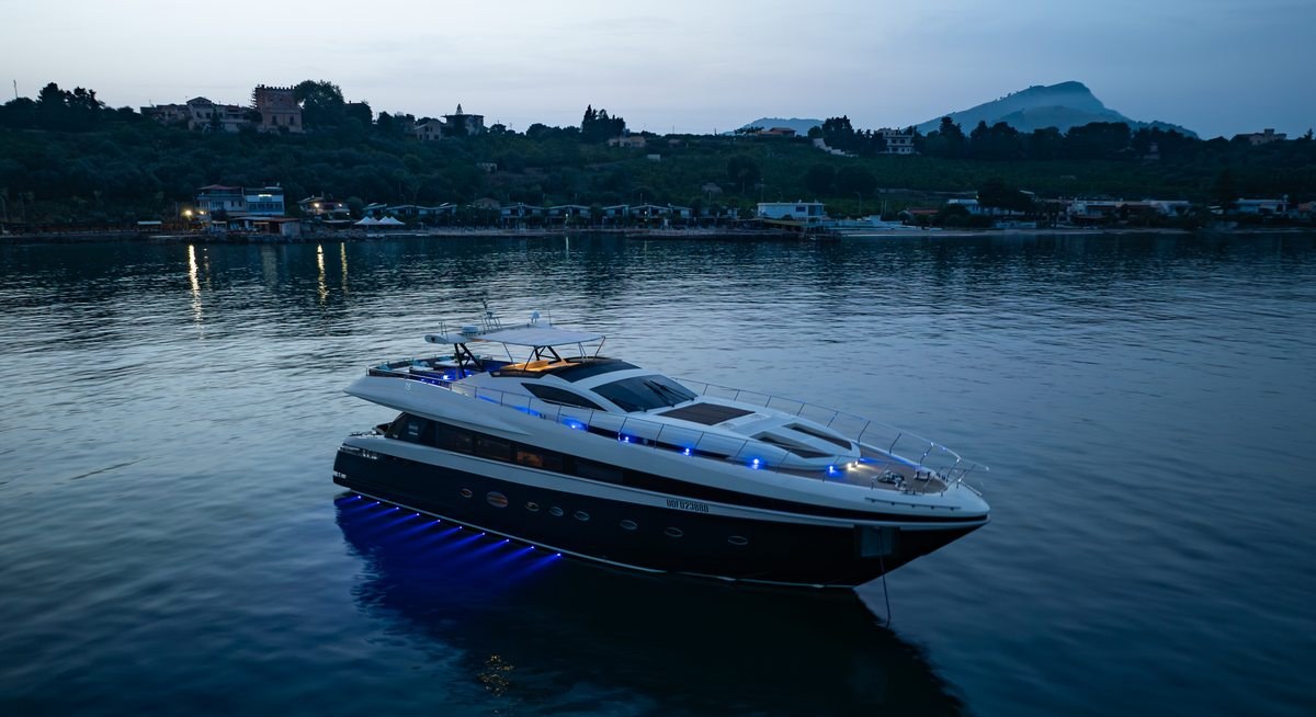 NYLEC yacht charter 1