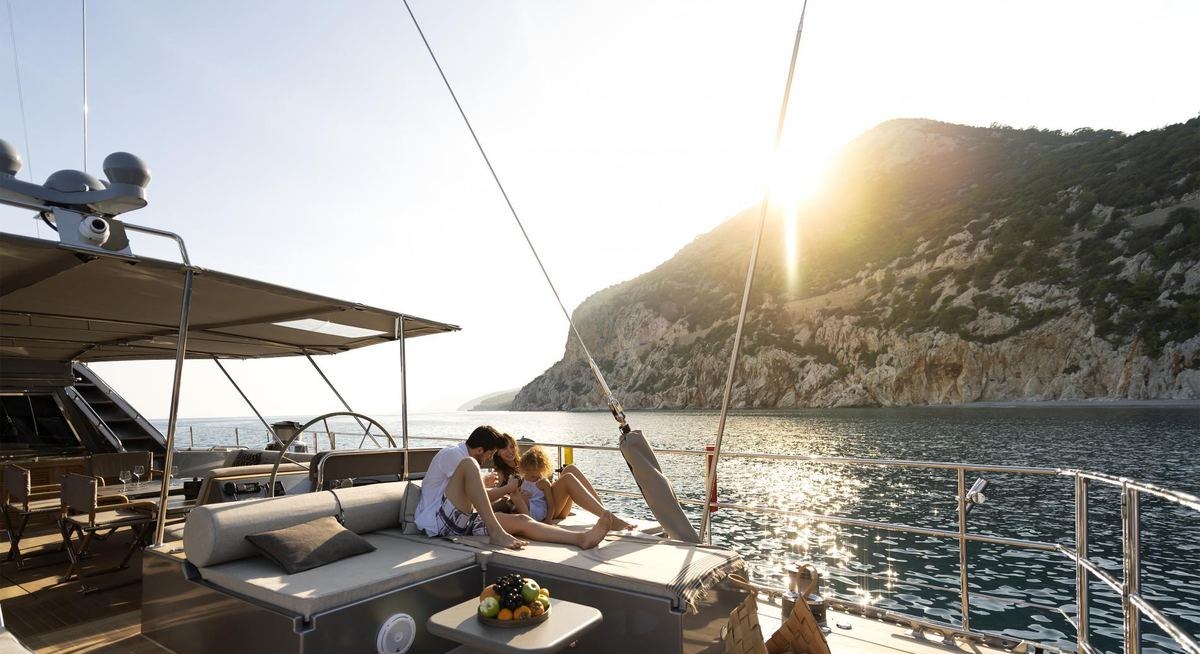 OCEAN PURE 2 yacht charter 4