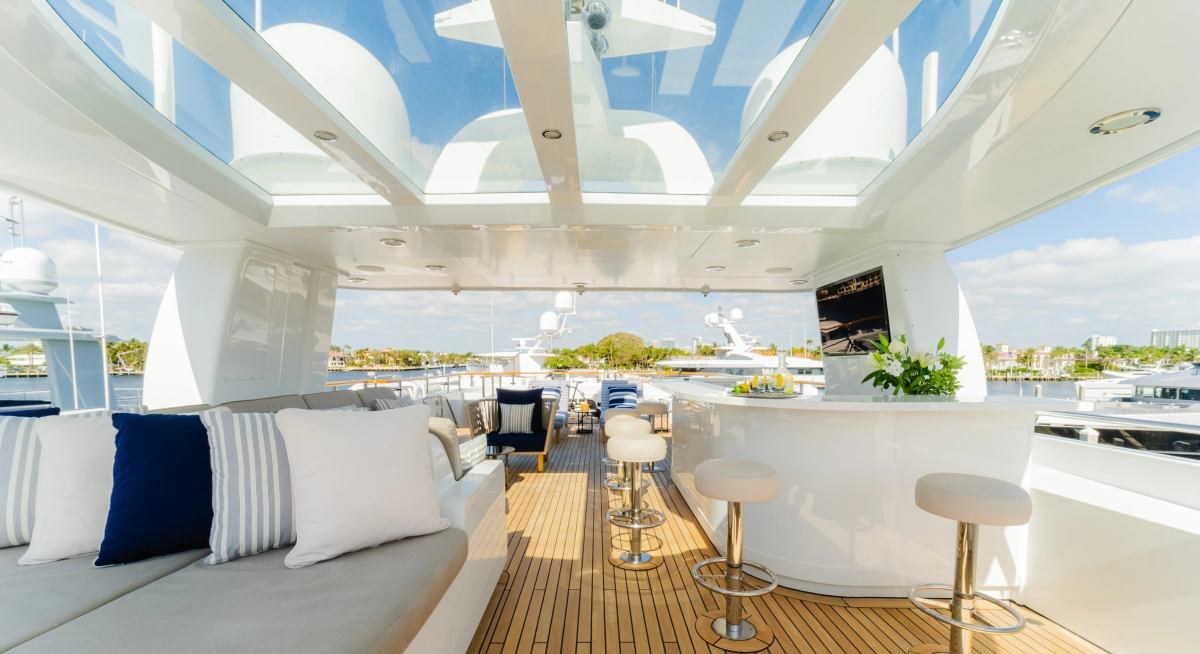 OCEAN'S SEVEN yacht charter 3