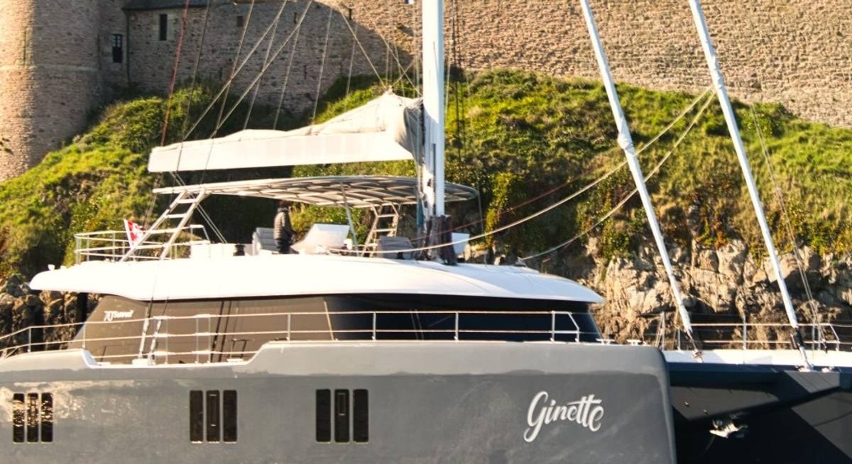 OCEANUS YACHT CHARTER yacht charter