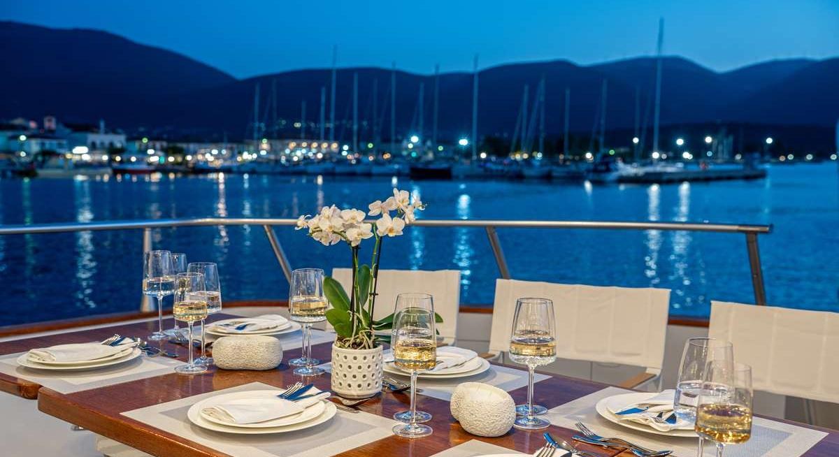OPERA yacht charter 5