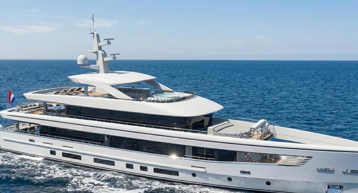 ORIY yacht charter 5
