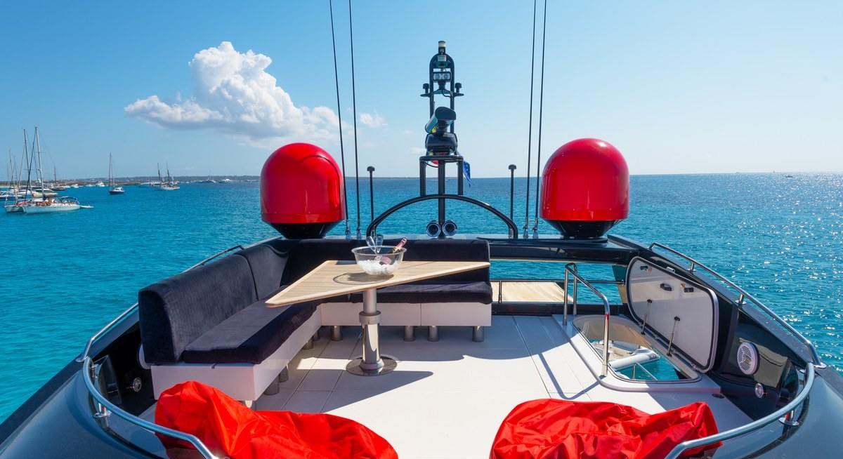 PALUMBA yacht charter 3