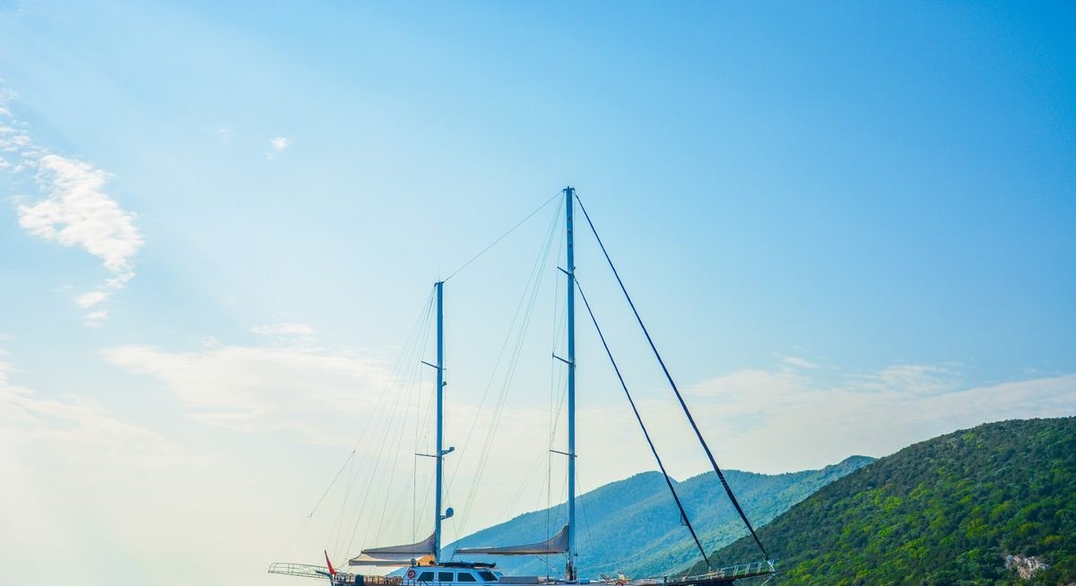 PAPA JOE yacht charter 1