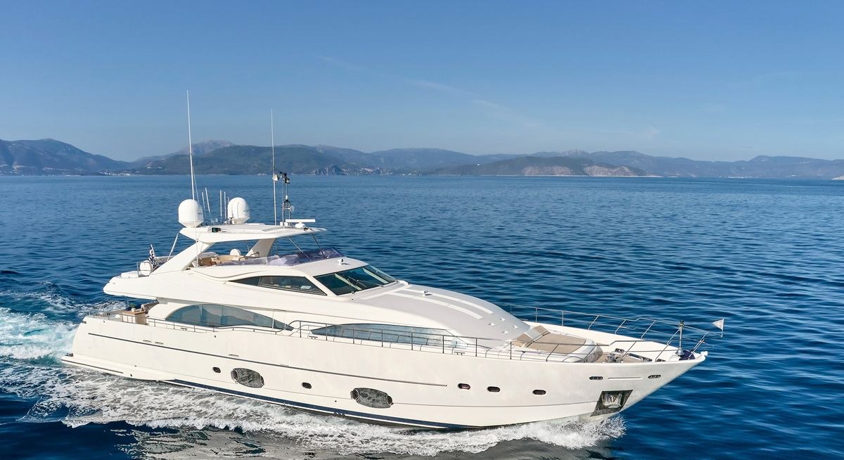 تأجير يخت PAREAKKI YACHT CHARTER
