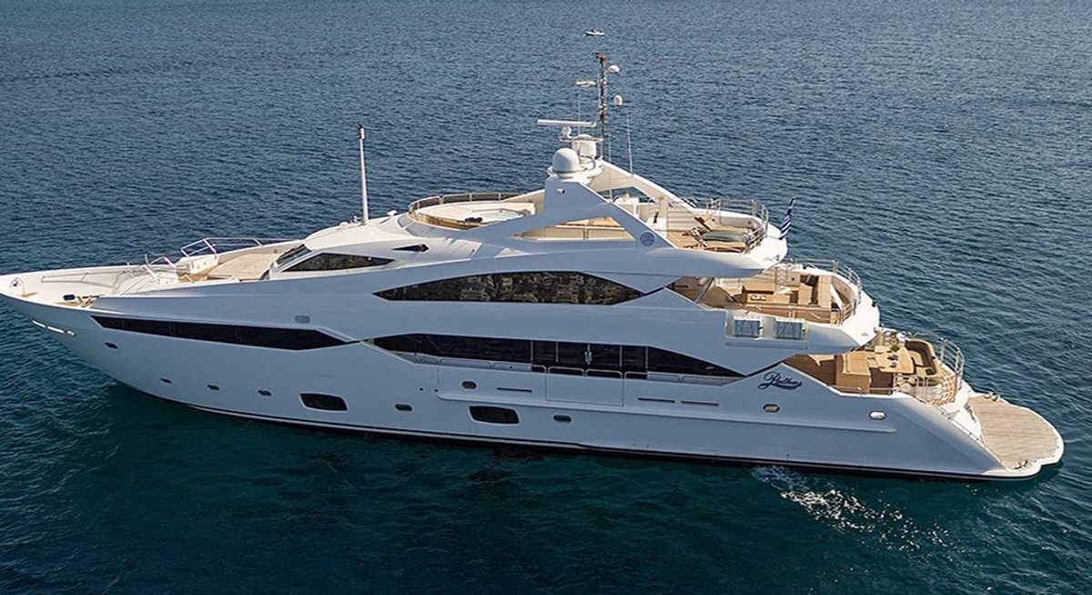 PATHOS yacht charter 1