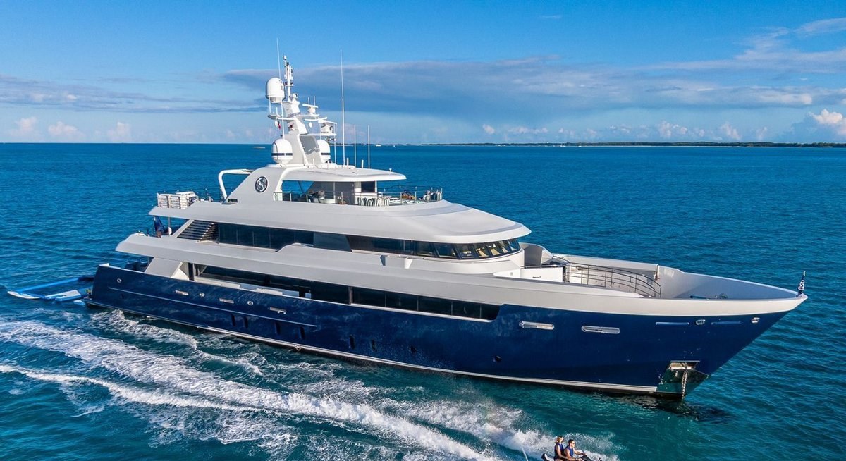 PISCES YACHT CHARTER yacht charter