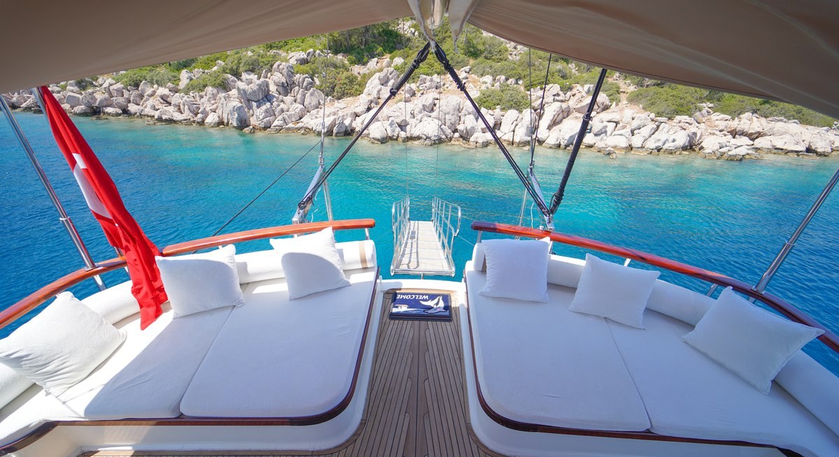 PRENSES BUGCE yacht charter 3