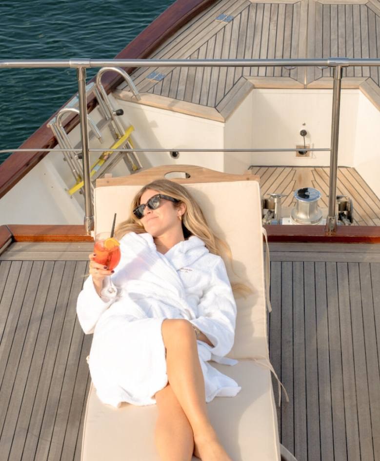 PRINCESS MAELA yacht charter 3