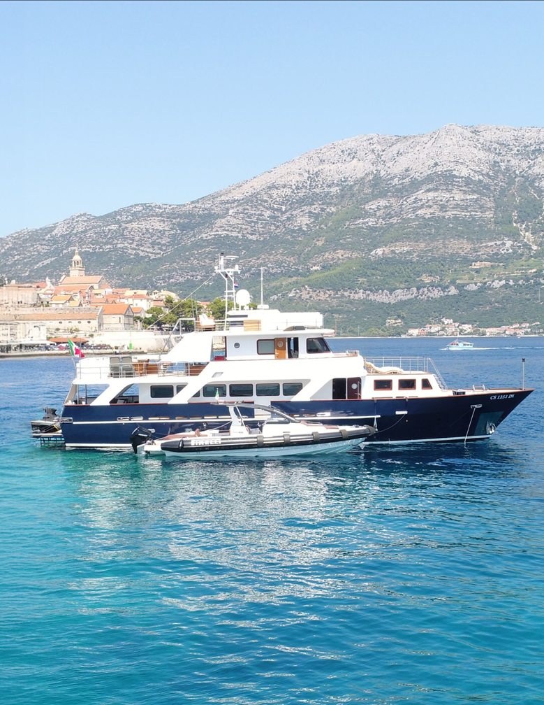 PRINCESS MAELA yacht charter 1