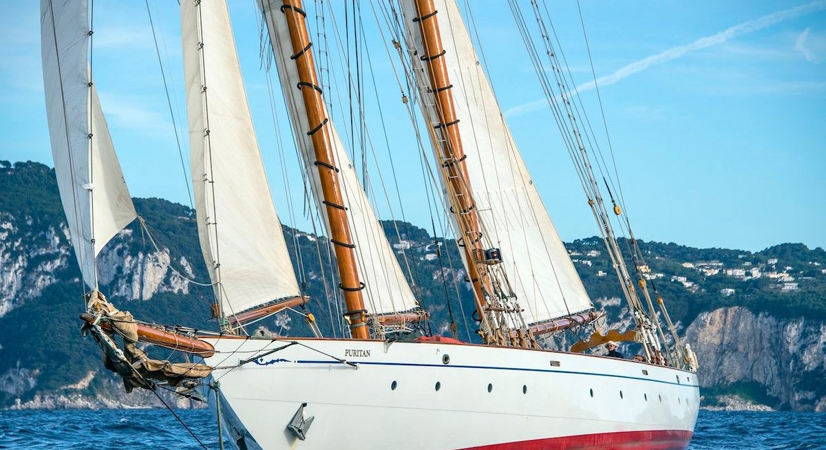 PURITAN yacht charter 1
