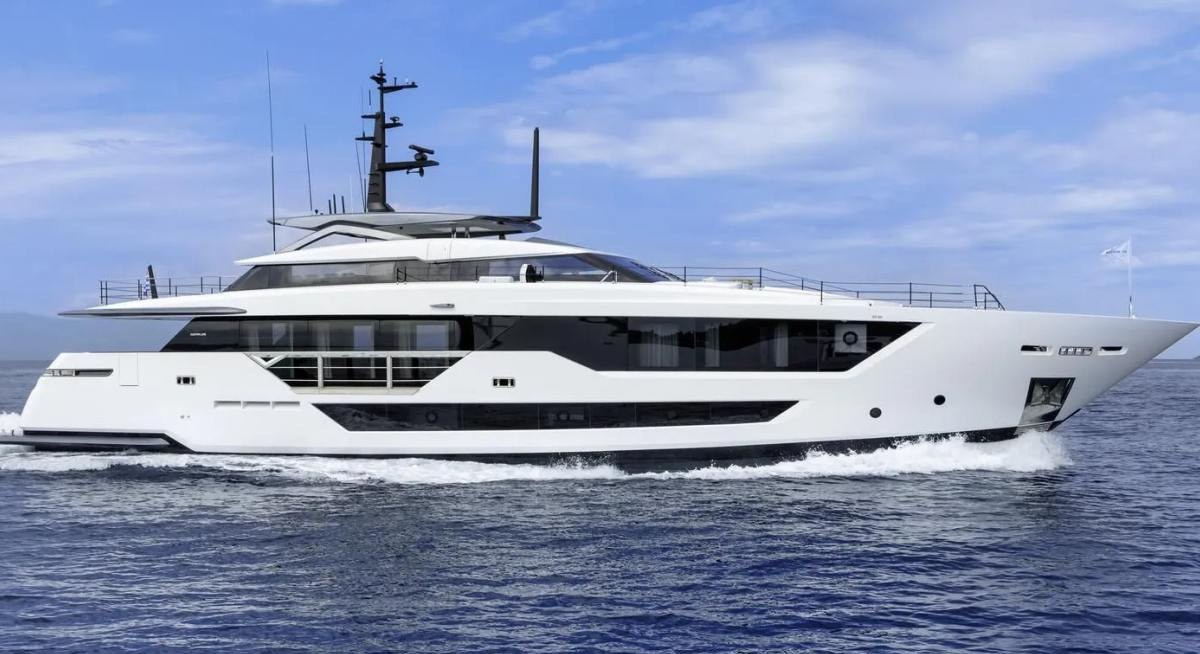QUANT yacht charter 1