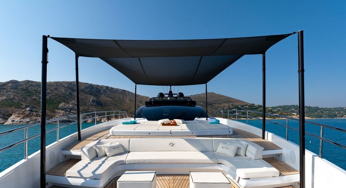 RAPH SEVEN II yacht charter 2