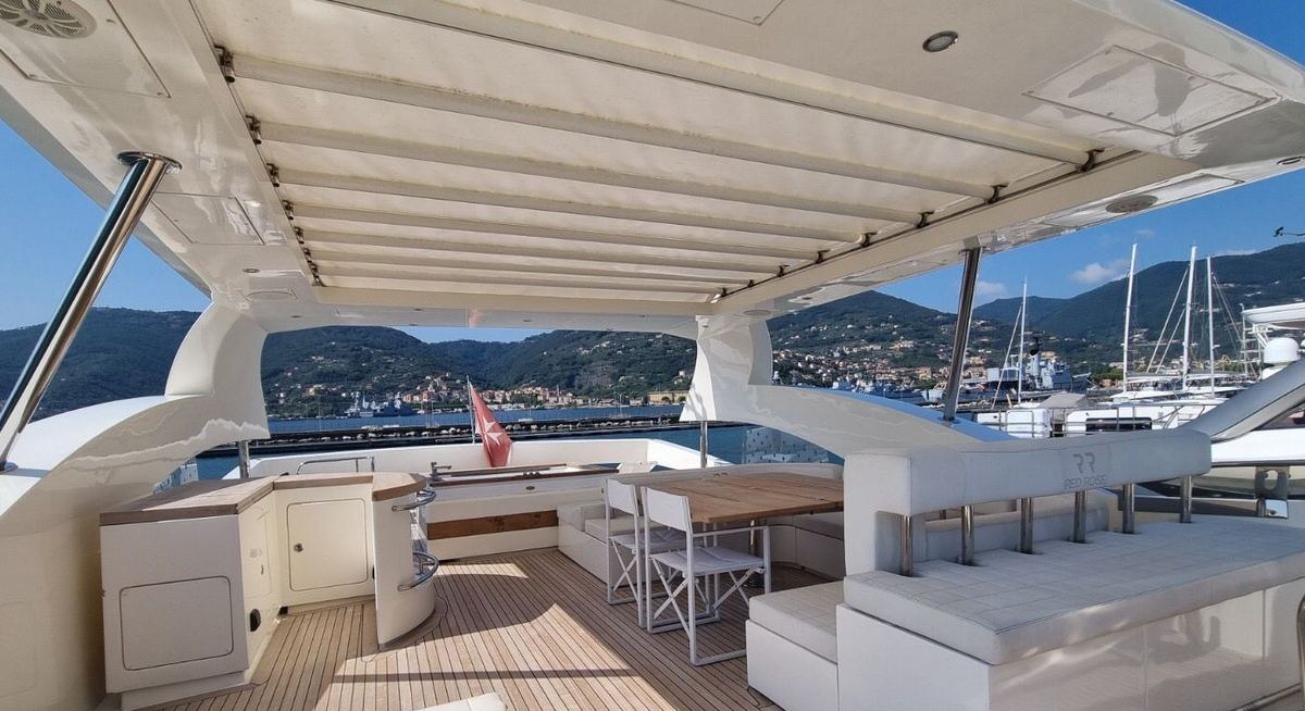 RED ROSE yacht charter 4
