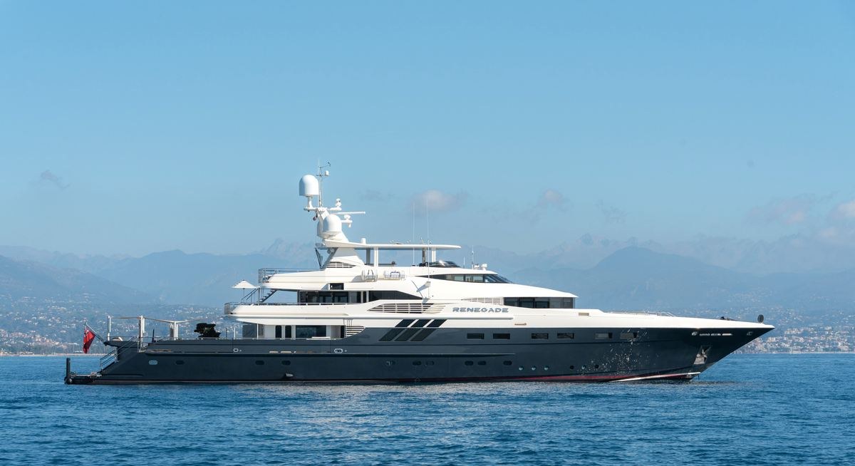 RENEGADE yacht charter 1