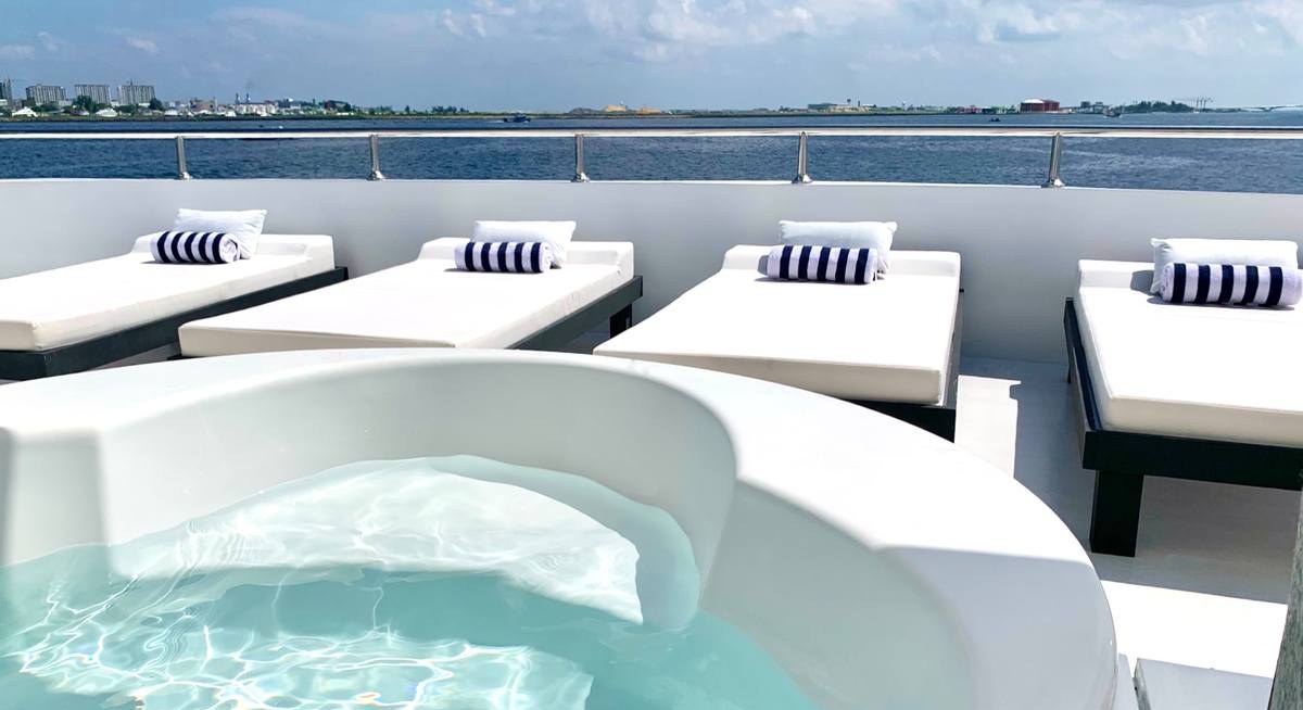 SAFIRA yacht charter 2