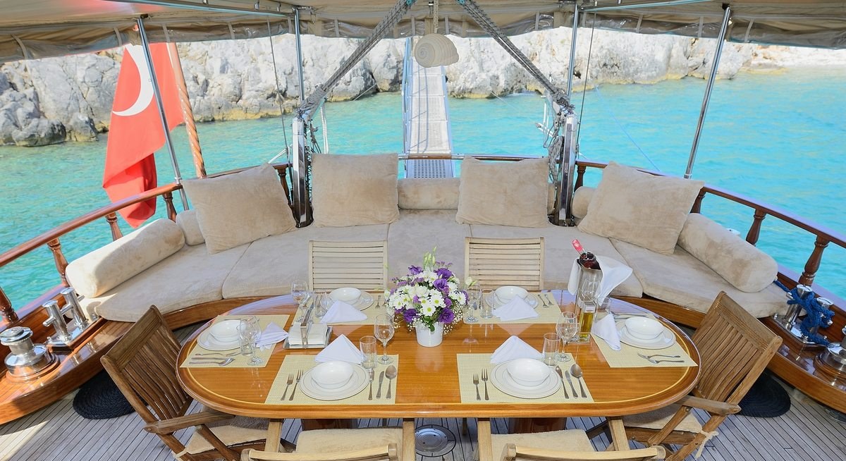 SAMARKAND yacht charter 4