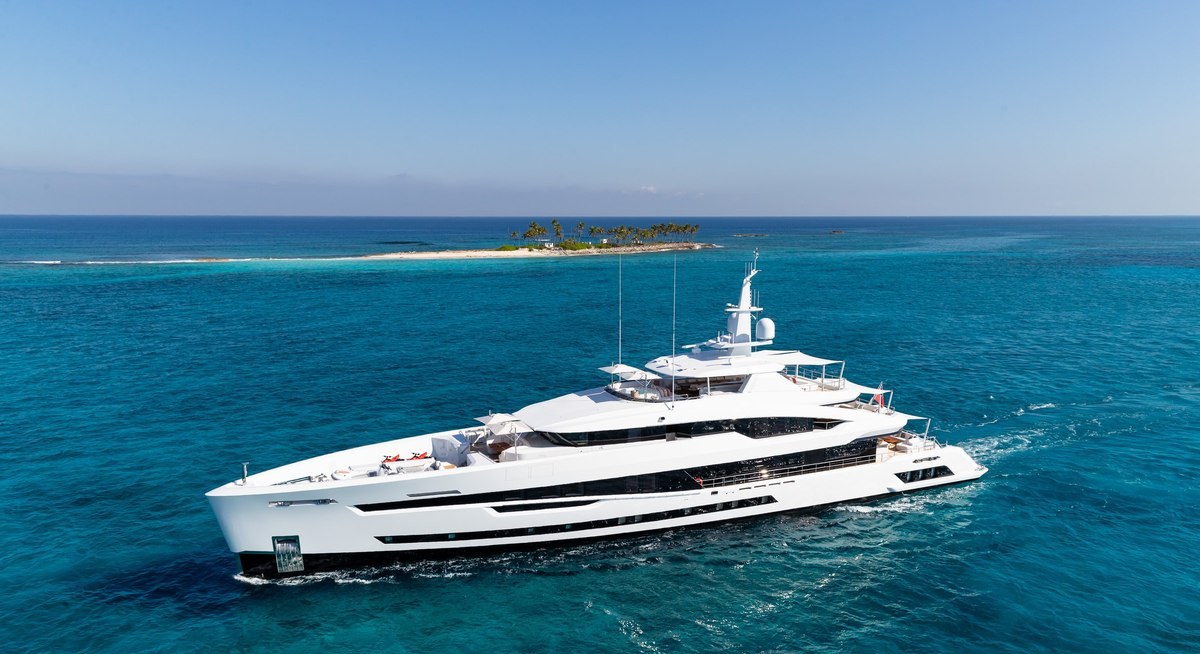 SANTOSHA yacht charter 1