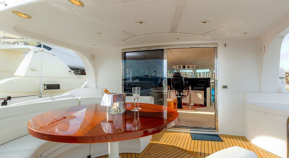 SEA BREEZE ONE yacht charter 4