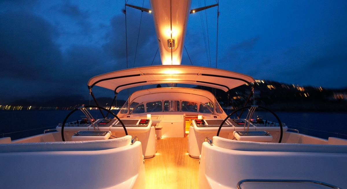 SEALEN B yacht charter 3