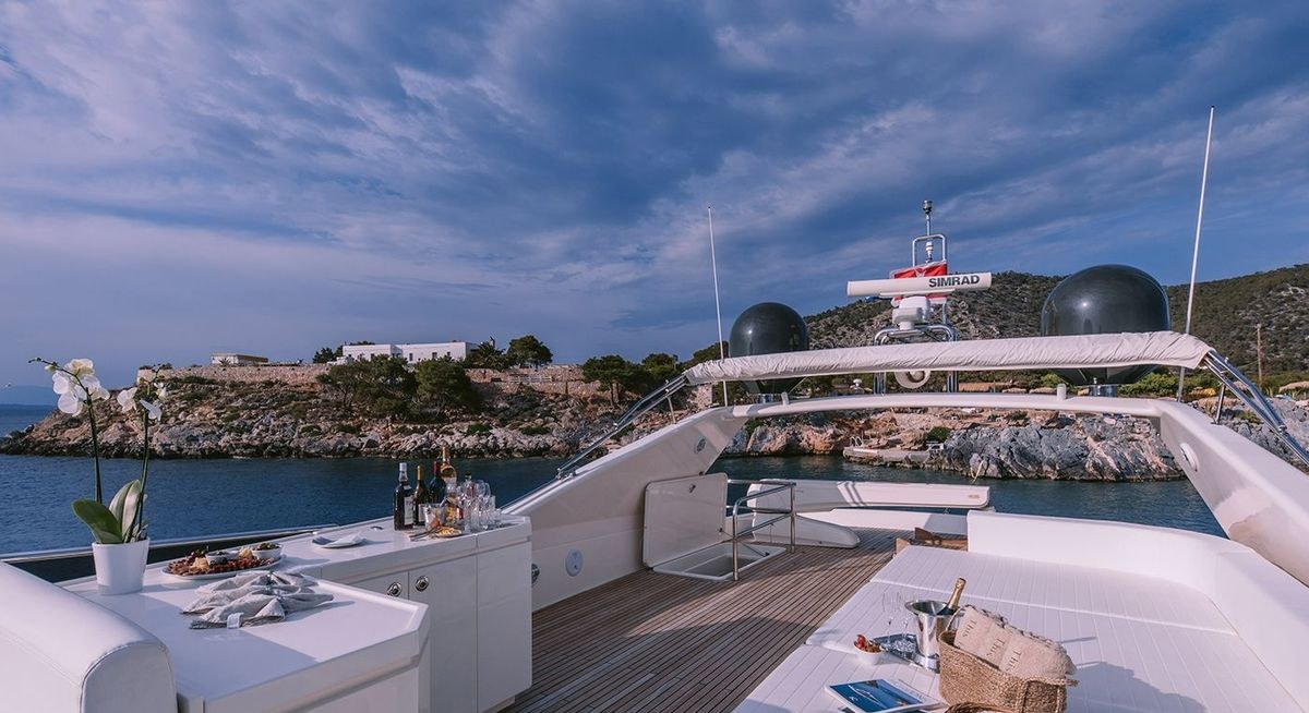 SEAS THE DAY yacht charter 1
