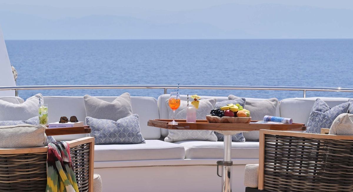 SHAHA yacht charter 3