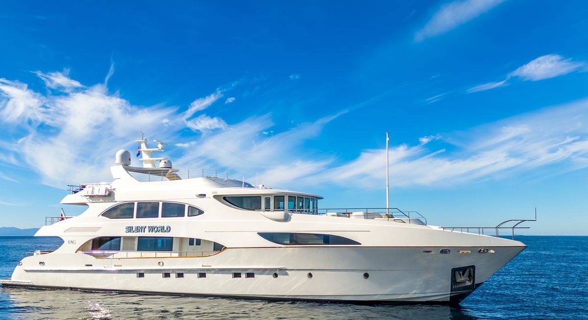 SILENT WORLD yacht charter 1