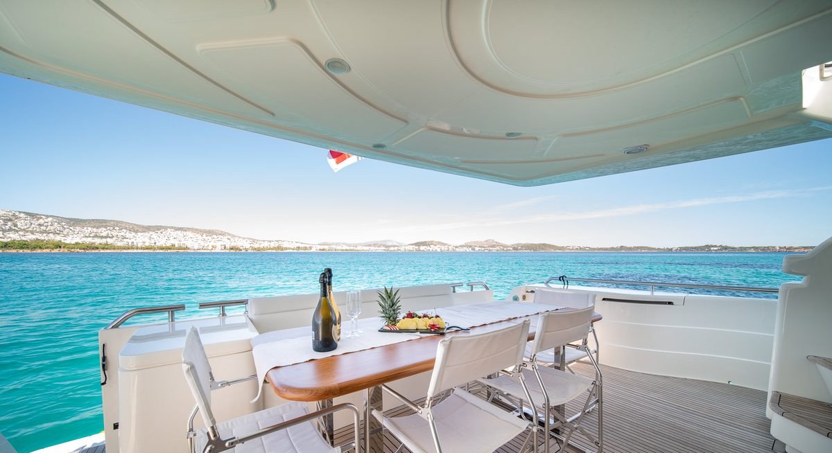 SIMPLY BRILLIANT yacht charter 4