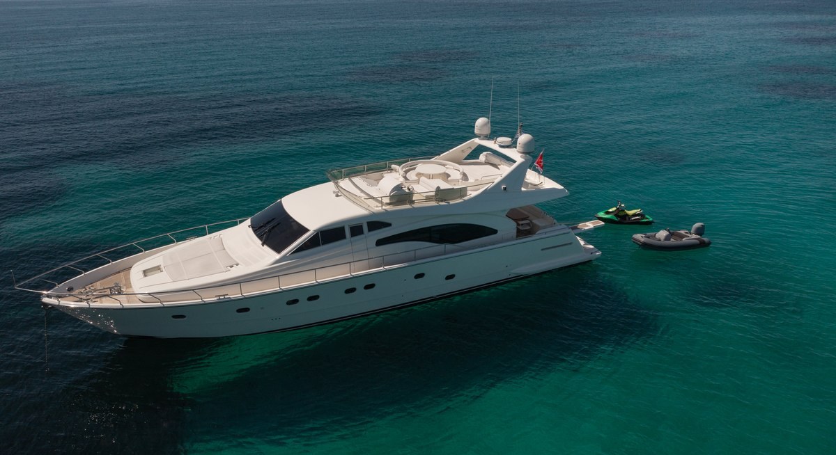 SIMPLY BRILLIANT yacht charter 1