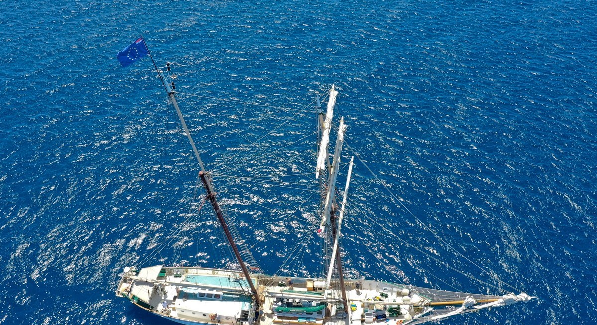 SIR ROBERT BADEN POWELL yacht charter 5