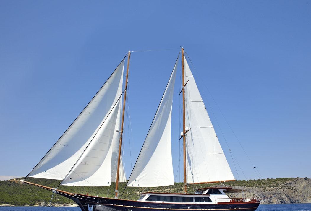 SLOW LIVE yacht charter 1