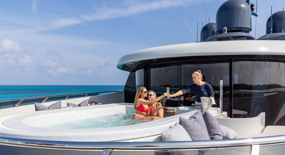 SOUTH yacht charter 3