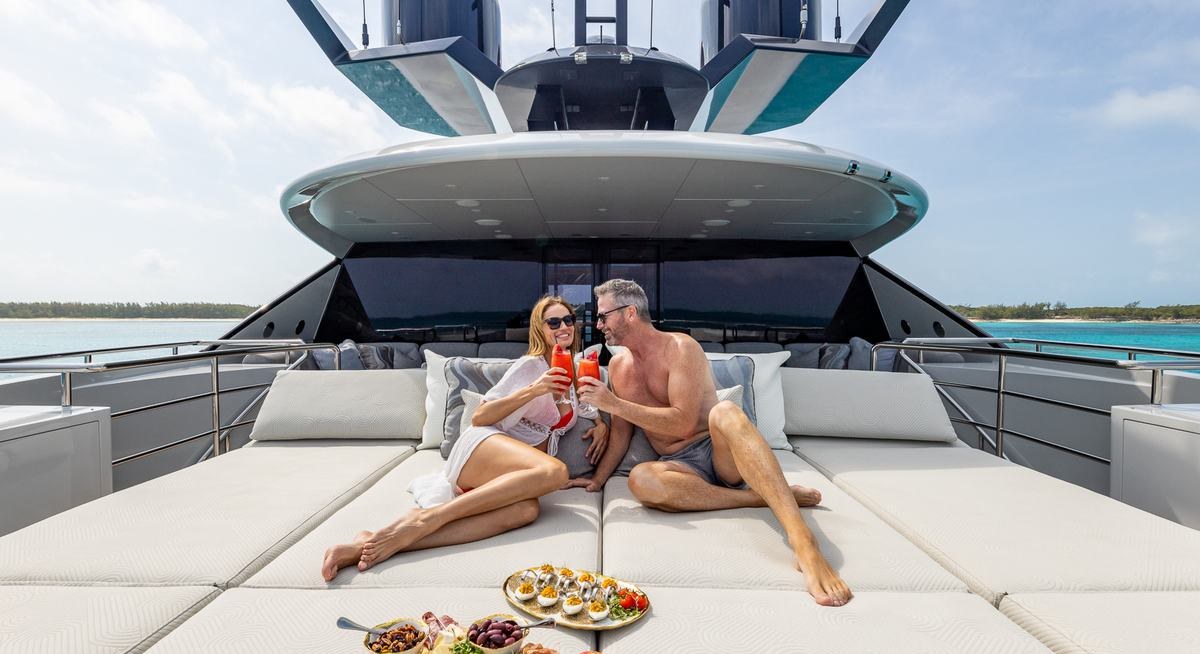 SOUTH yacht charter 2