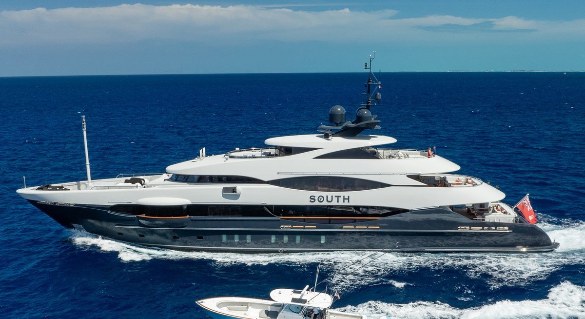 SOUTH yacht charter 1