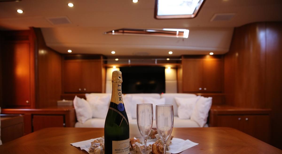 SOUTHERN STAR yacht charter 3