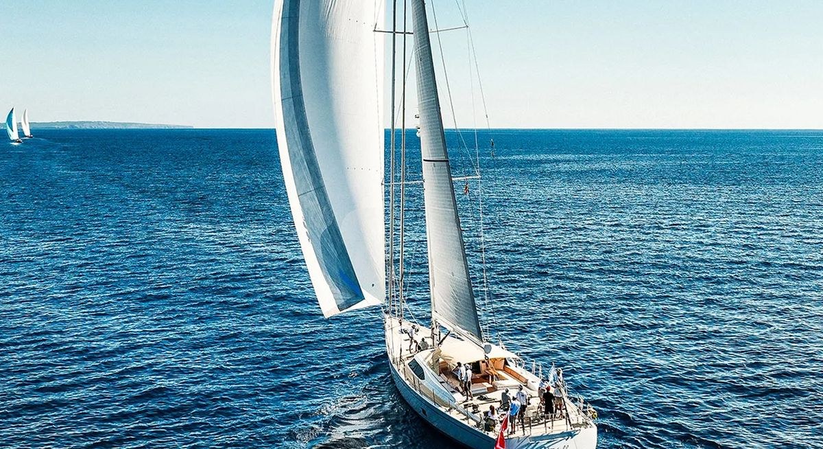 STARFALL yacht charter 4